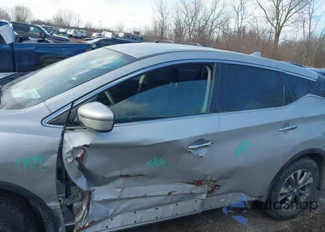 2017 Nissan Murano S z USA, uszkodzony, nr VIN 5N1AZ2MH8HN139275